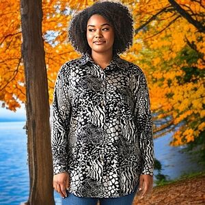 Silver Threads Metallic Print Shirt 1X Button Front Silky Animal Print Plus Size